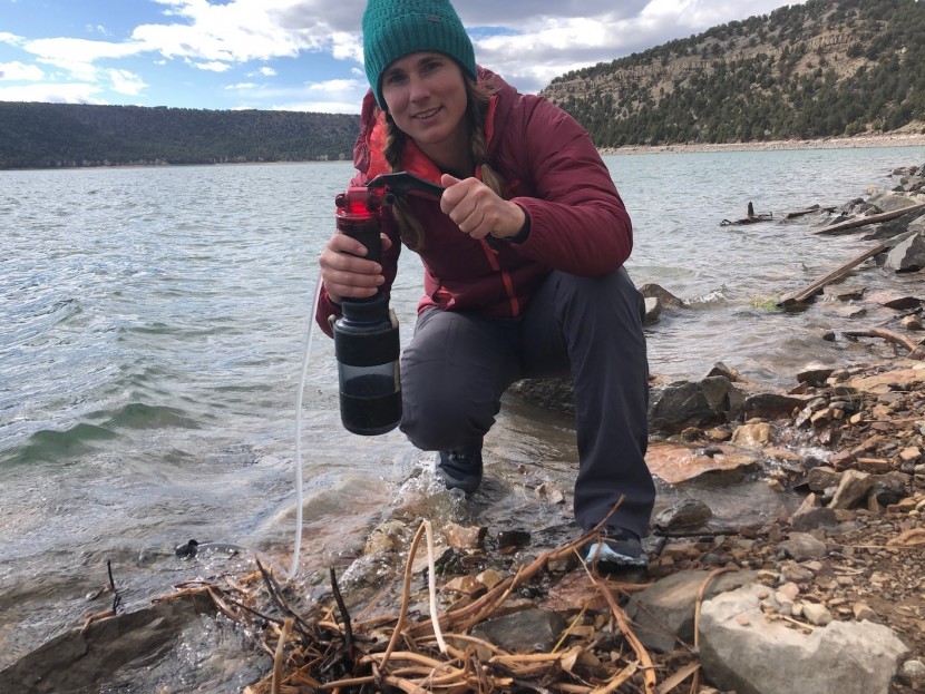 msr miniworks ex - the handle is super large, ergonomic, and quite easy to use. the...