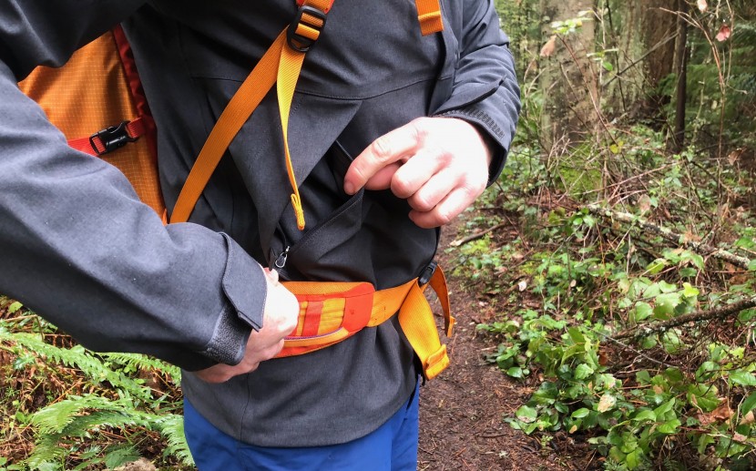 the north face apex flex dryvent - the apex flex isn't designed to wear with a pack. its handwarmer...
