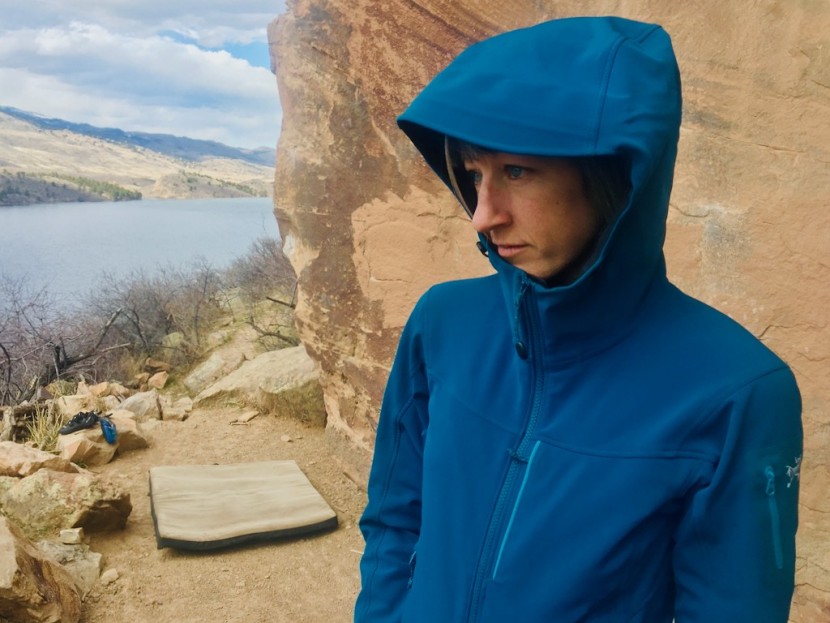 the hood on the gamma mx is large enough for a helmet without...