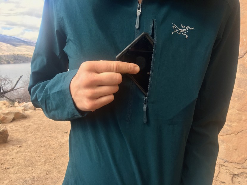 アークテリクス　シグマ　SL アノラック Arc'teryx Sigma SL Anorak Review | Tested & Rated