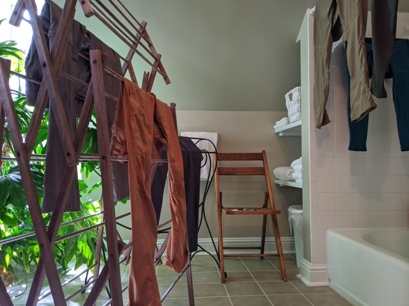 hiking pants women - testing drying times.