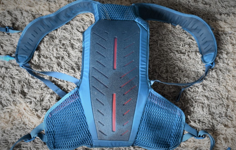 thule vital 6l - the wide hip belt wings and shoulder straps ensure a nice snug fit...