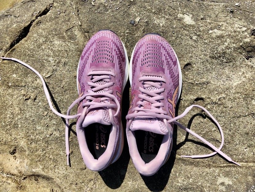 asics gt-2000 8 for women - specially engineered mesh keeps the airflow high on hot days!