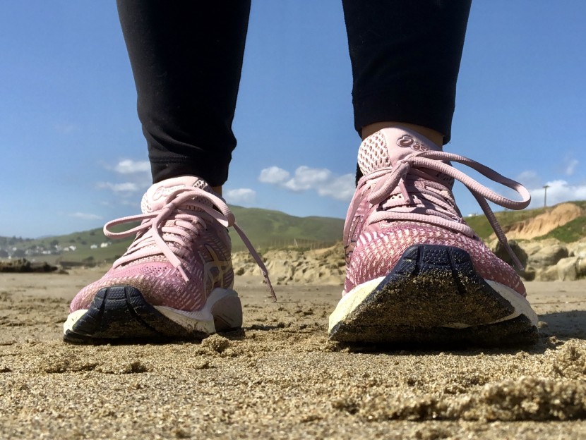 asics gt-2000 8 for women - the tight toebox shadows the comfy landing.