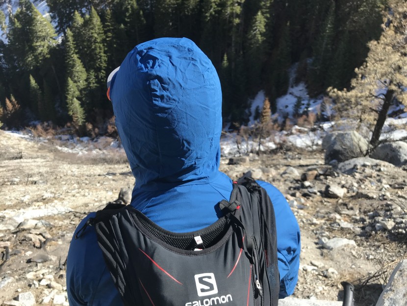 mountain hardwear kor preshell hoody - the hood fit adequately over a hat, but it not adjustable nor is it...