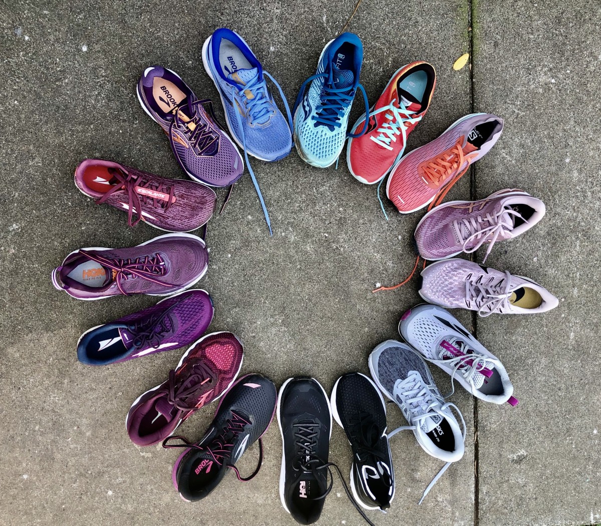 How to Choose Barefoot or Minimalist Shoes for Women - GearLab