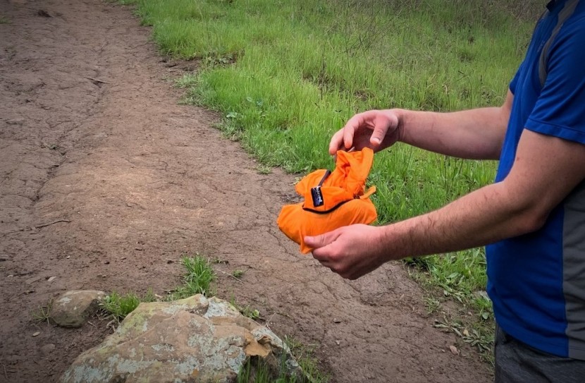 the houdini's double-sided zipper makes for simple packing and...