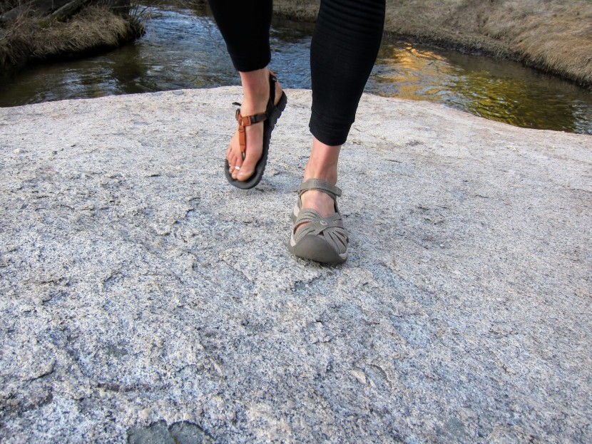 keen rose - the rose (right) can only be adjusted via its velcro ankle strap. in...