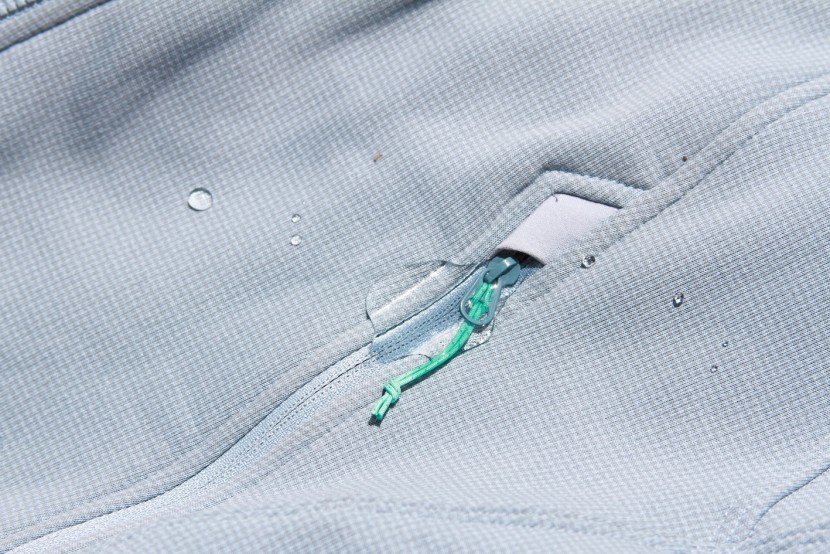 arc&#039;teryx fortrez hoody for women - the continuous face fabric does an excellent job warding offer water...