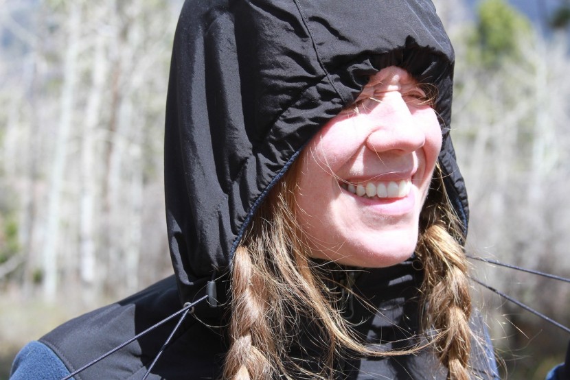 the north face denali 2 hoody for women - thick with a fully insulated (and protective) hood that&#039;ll keep you...