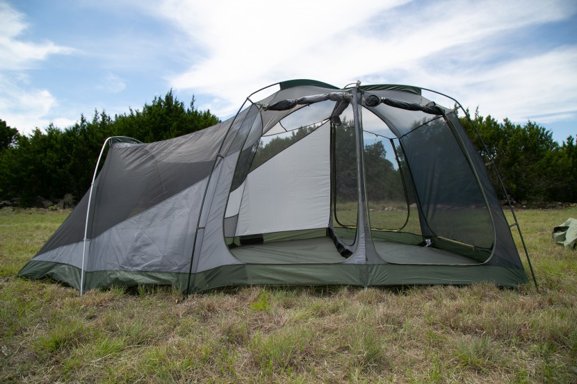 marmot guest house 4 - profile of the guest house 4. with four doors, that&#039;s one door for...