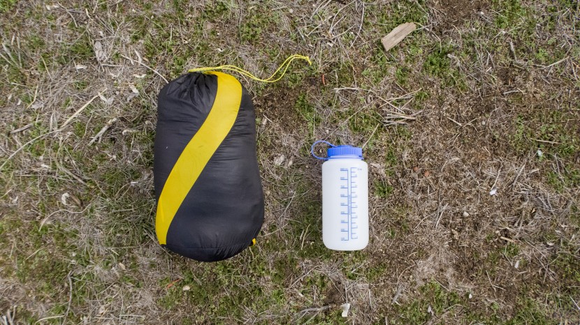 sierra designs cloud 800 / 35 - the sierra designs cloud 800 included stuff sack packs down the bag...