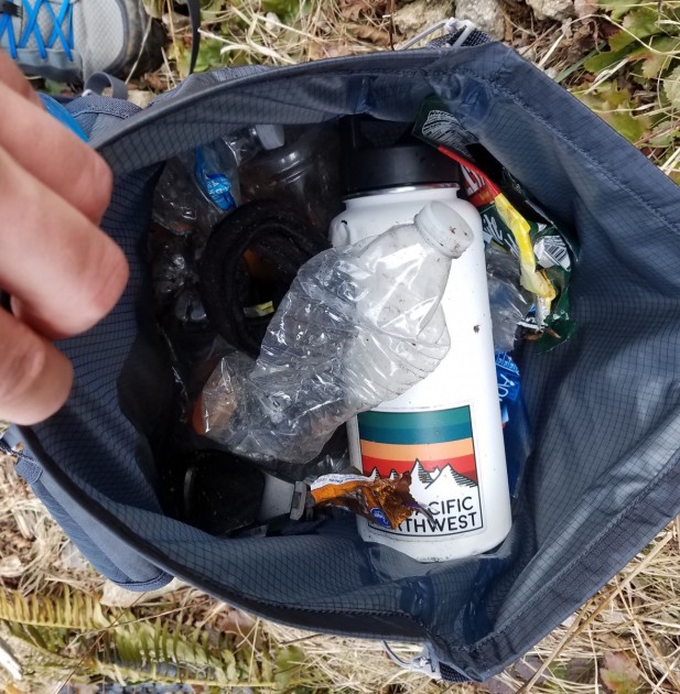 salomon xa 25 - even full of trash (and some free water bottles - nice!) this pack...