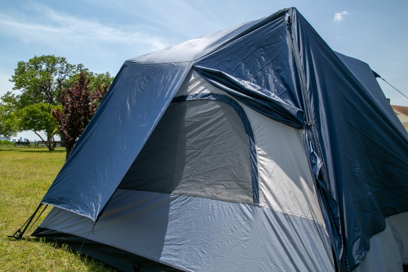 caddis rapid 6 - proper deployment of the fly. view of the back window where the...