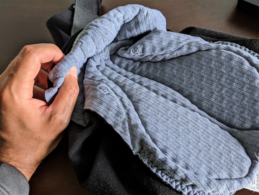 assos equipe rs spring fall s9 bib - you can practically measure the chamois in full yards.