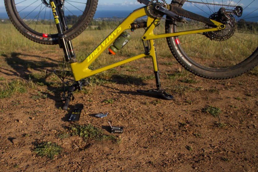 topeak ratchet rocket lite dx tool kit - sometimes the trail becomes your workshop.