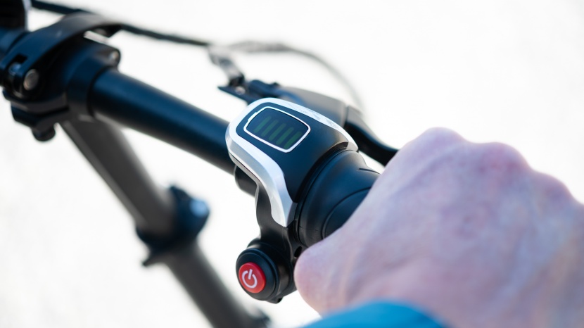 swagcycle eb5 plus folding - the simple user interface of the swagcycle consists of a power...