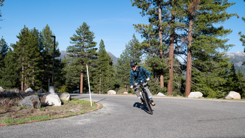 ancheer 27.5-inch blue spark electric bike - this bike feels stable at speed and smooth and composed when turning.