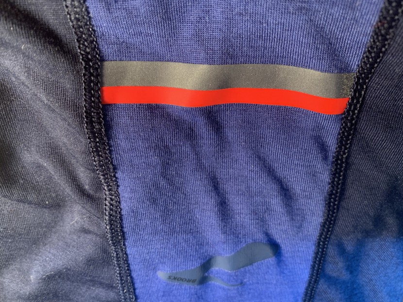 brooks distance - updated reflective banding on the brooks distance make it stand out...