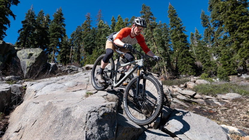 ibis ripmo v2 xt - this bike is very composed and comfortable, no matter the terrain.