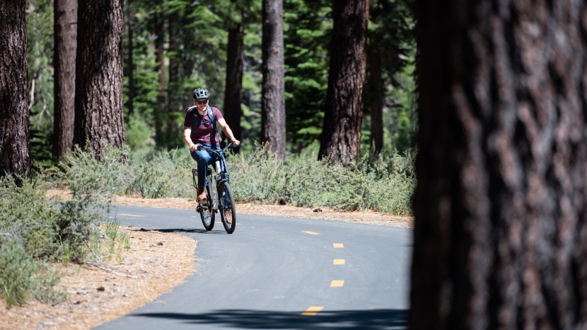 ecomotion e-city - given the smaller battery size, we were quite impressed with the...