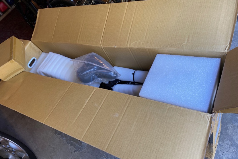 rad power radcity 4 - the radcity 4 comes well protected, just grab a friend to help you...