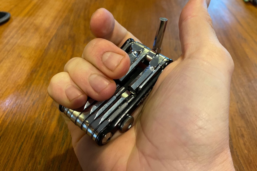 topeak mini pt30 - this tool is just the right size, it fits nicely in the palm of your...