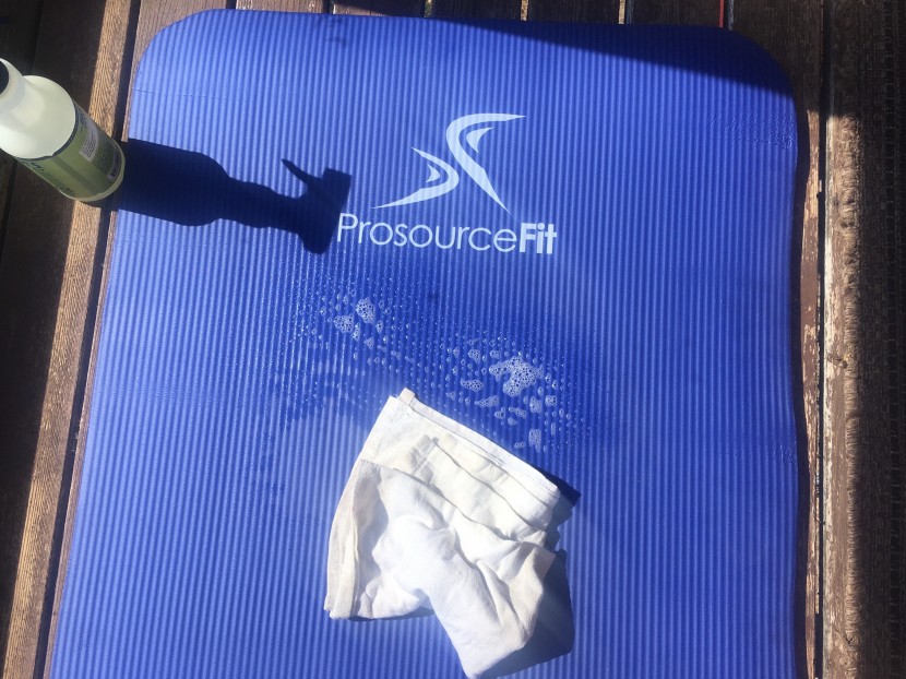 exercise mat - the prosourcefit extra thick yoga and pilates mat is waterproof and...