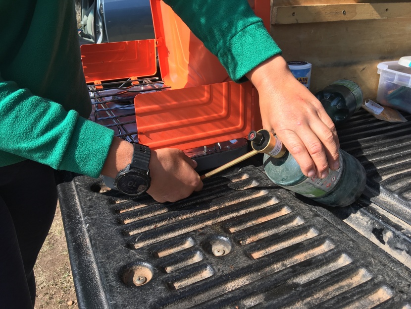 gsi outdoors selkirk 540 - to set up the selkirk, simply attach the windscreens and then attach...