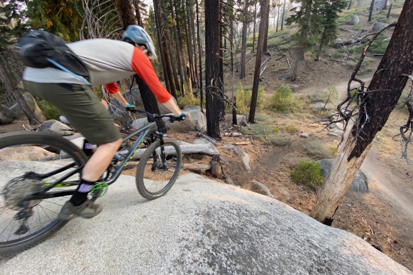 continental der baron projekt protection apex - most tires grip well on rock...including the baron.