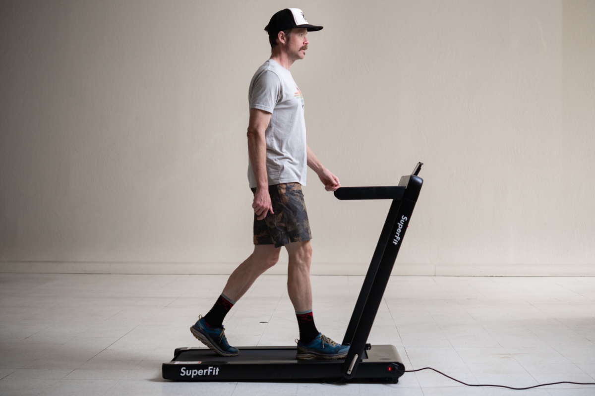Goplus SuperFit 2 in 1 Folding Treadmill Review (The GoPlus is best suited for walking, and its 2-in-1 design adds versatility and makes it easy to store.)