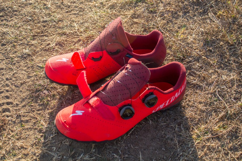 specialized recon 3.0 - like most of their shoes, specialized packed a lot of value into...