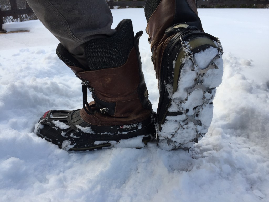 6 Best Ice Cleats for Your Boots and Shoes (Nov. 2021)