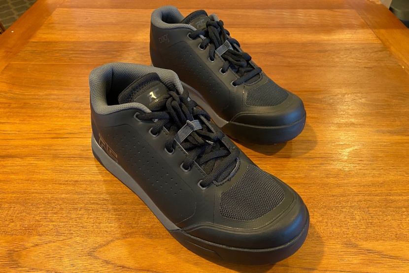 mountain bike flat shoes - downhill-oriented shoes typically boast beefier constructions with...