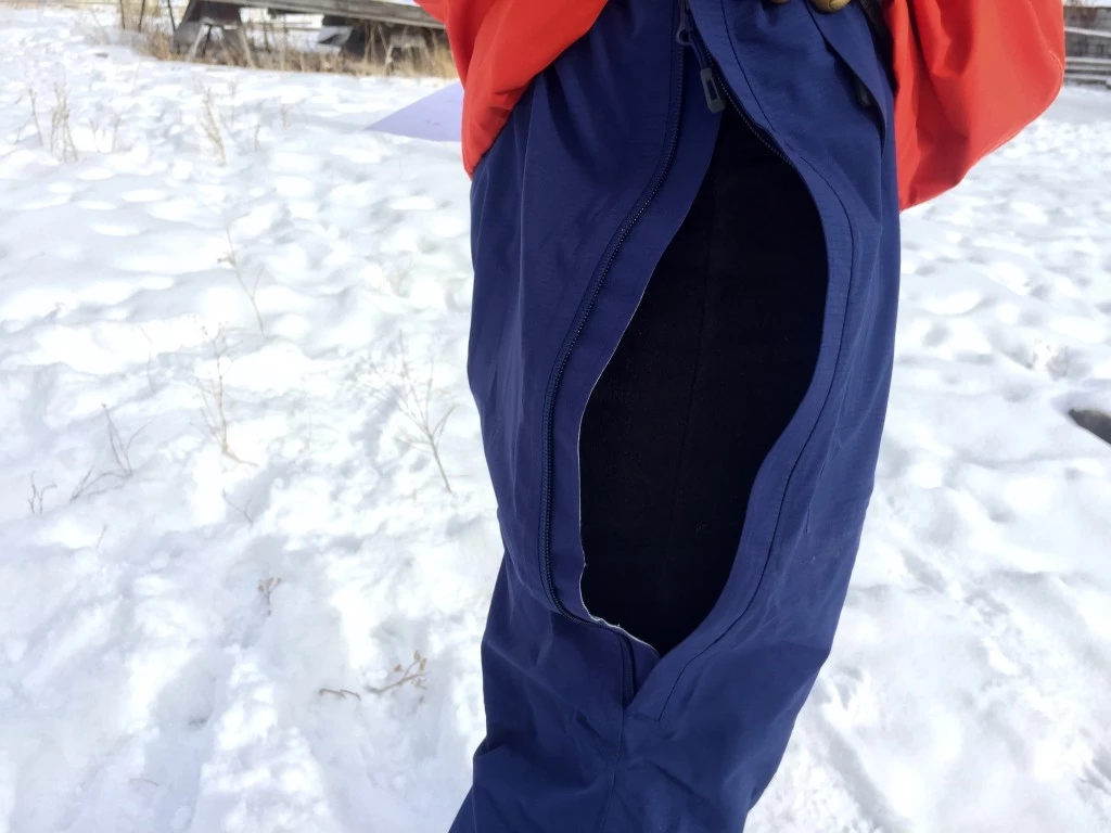 outdoor research carbide bib ski pants review - large external thigh leg vents help ditch heat quickly when the day...