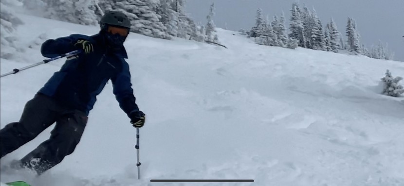 anon helix 2.0 - not necessarily the fanciest but they sure do work.