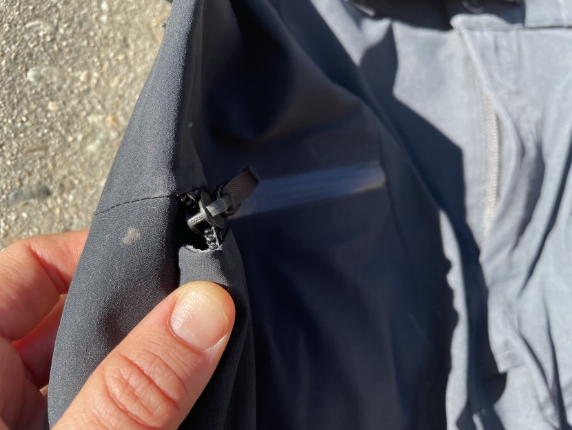 black diamond recon stretch pant for women - the beacon pocket does not fully zip shut, which allowed water to...