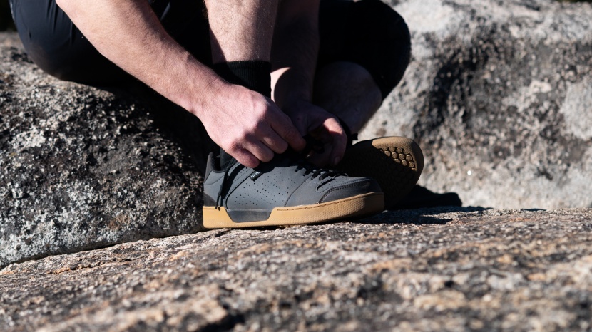 giro jacket ii - this shoe will work for virtually any foot. it is quite wide through...