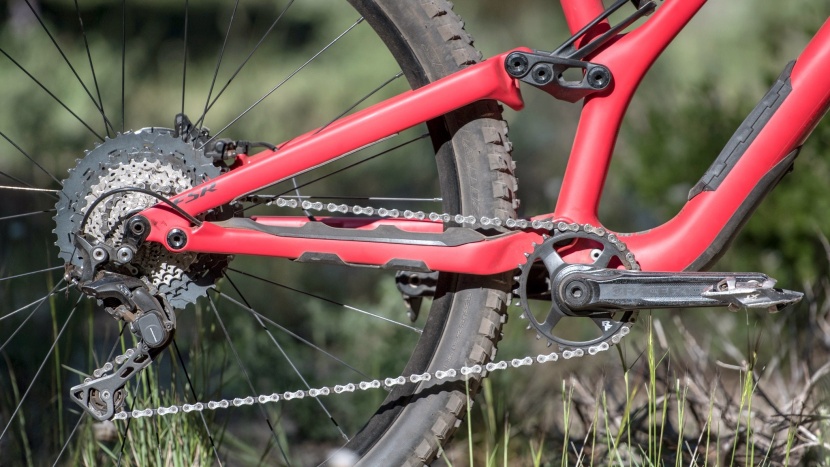 trail mountain bike - the fsr suspension design used by specialized.