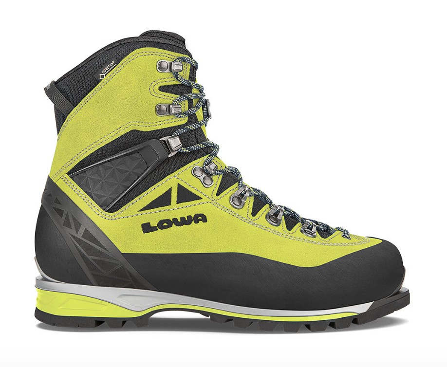 lowa alpine expert gtx mountaineering boot review
