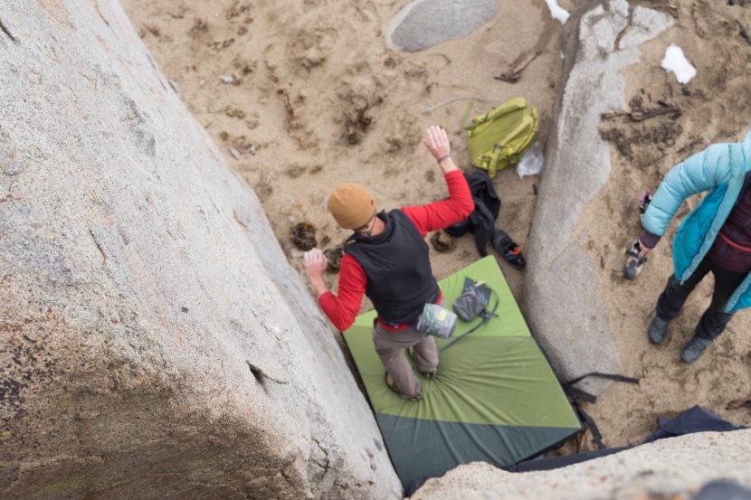 black diamond impact - a layer of closed-cell foam keeps the pad rigid to help protect your...