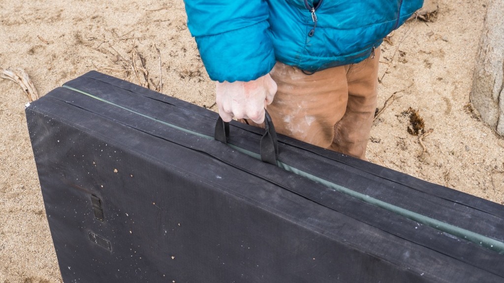 bouldering crash pad - suitcase style handles are extremely useful. we don't recommend pads...