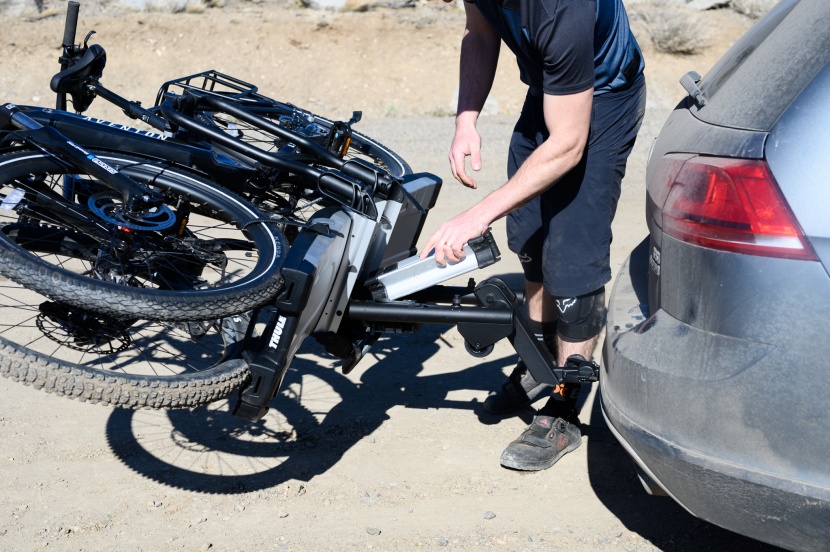 thule easyfold xt 2 - the tilt mechanism works surprisingly well, allowing trunk access...