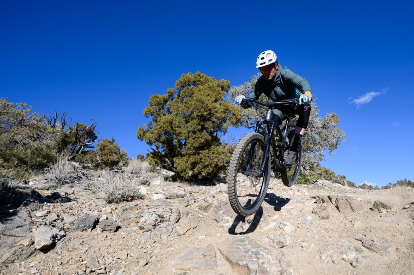 mountain bike knee pads - if you ride rough and rugged terrain or you&#039;re simply prone to...