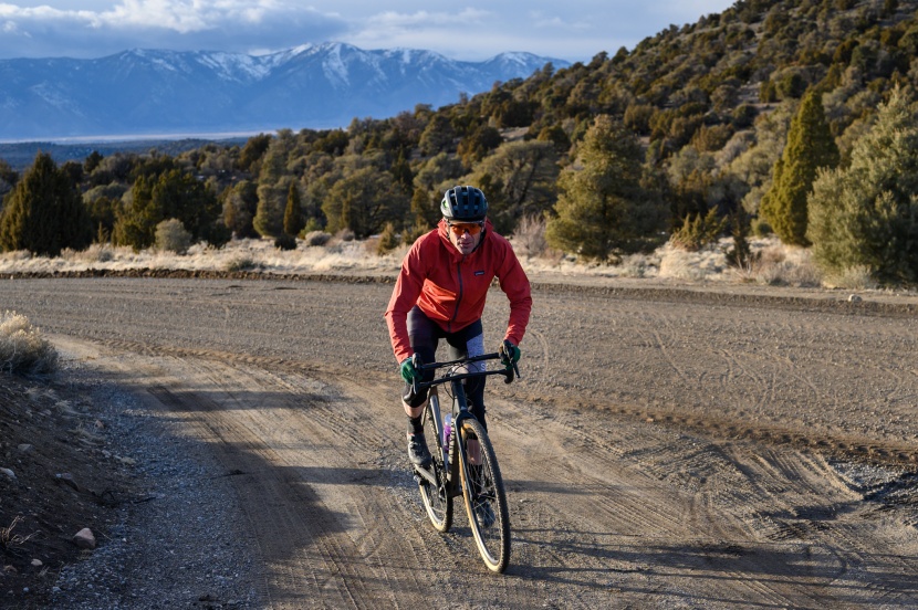 canyon grail cf sl 7 - seated or standing, the lightweight and stiff frame maximizes power...