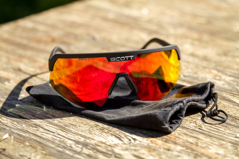 scott sport shield - scott only provides a microfiber bag for storage.