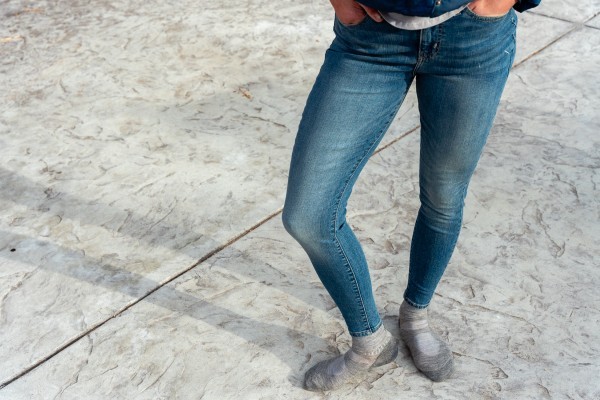 jeans womens - the levi&#039;s 711 skinny are so tight on the calves that we had a hard...