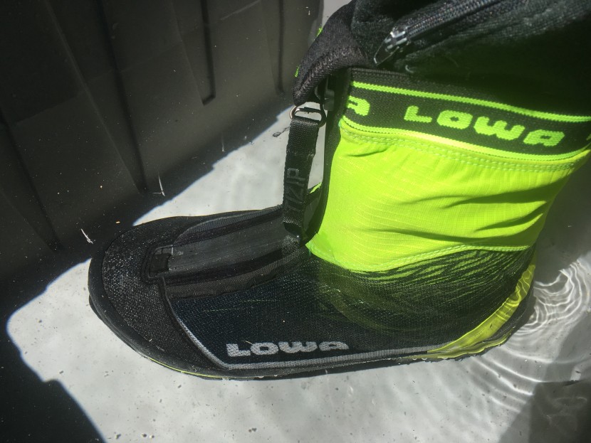 lowa alpine ice gtx - our tub test placed each boot in 6 inches of water for 5 minutes...