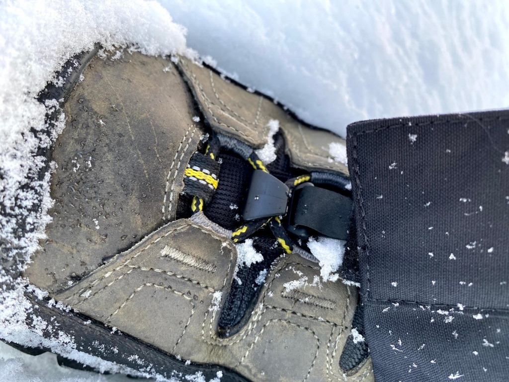 rab muztag gtx - the underhand lace hook is super secure once it is attached but is...