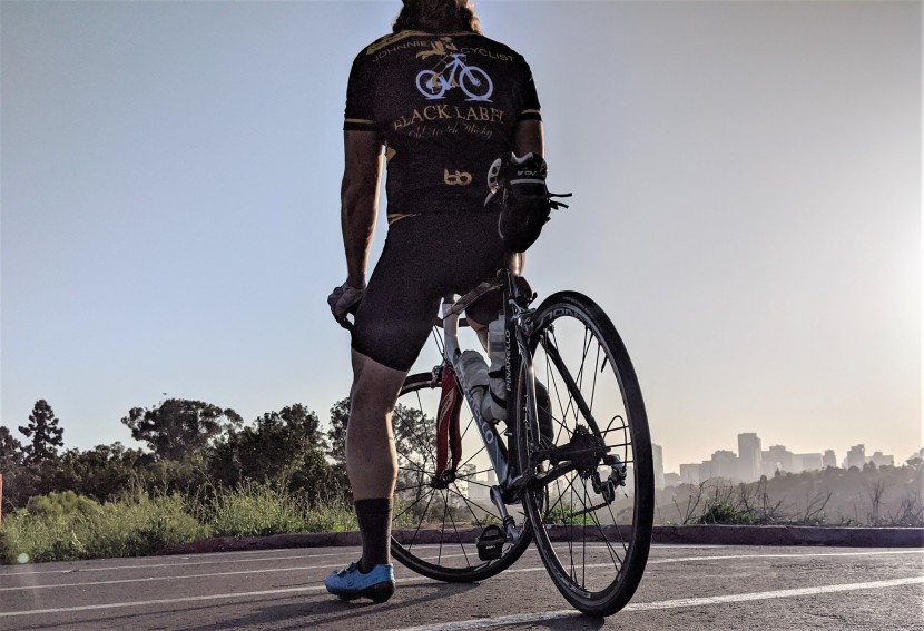 louis garneau cb carbon 2 bib - solid black, but textured isn&#039;t a bad way to go.